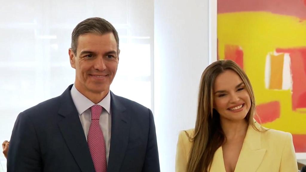 Pedro Sánchez recibió a Melody en Moncloa este lunes.