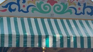 El fuego en una caseta de la Feria de Sevilla.