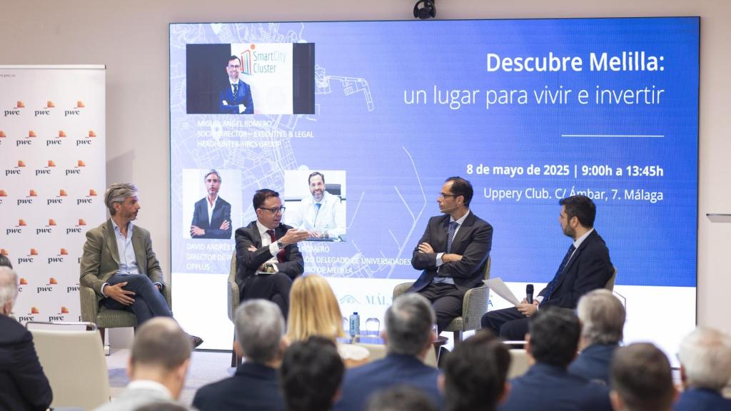 David Andrés Pérez, director de Personas de Opplus; Miguel Ángel Romero, socio director de HRCS Group; Jesús Romero, diputado delegado de Universidades del Gobierno de Melilla, y Ángel Recio, delegado de El Español de Málaga.  -