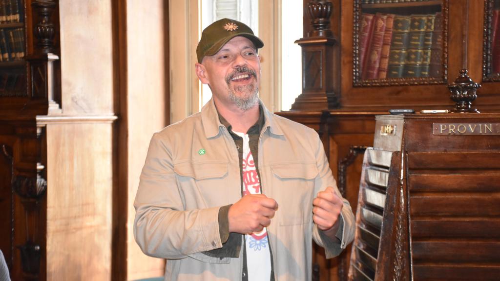 El escritor vallisoletano César Pérez Gellida presenta su nueva novela 'Nada bueno germina'