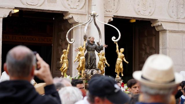 La procesión en honor a San Pedro Regalado celebrada el 13 de mayo de 2024