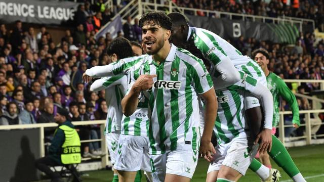 Abde celebra el gol que dio al Betis el pase a la final de la Conference League.