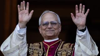 EuropaPress_6708541_08_may_2025_vatican_vatican_city_the_newly_elected_pope_leo_xiv_the