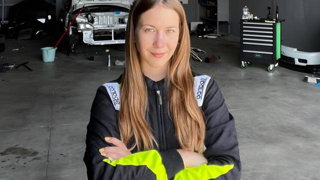 Ann Suki, mecánica.