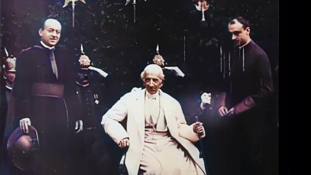 Cortometraje mudo del director Vittorio Calcini con el papa León XIII como protagonista
