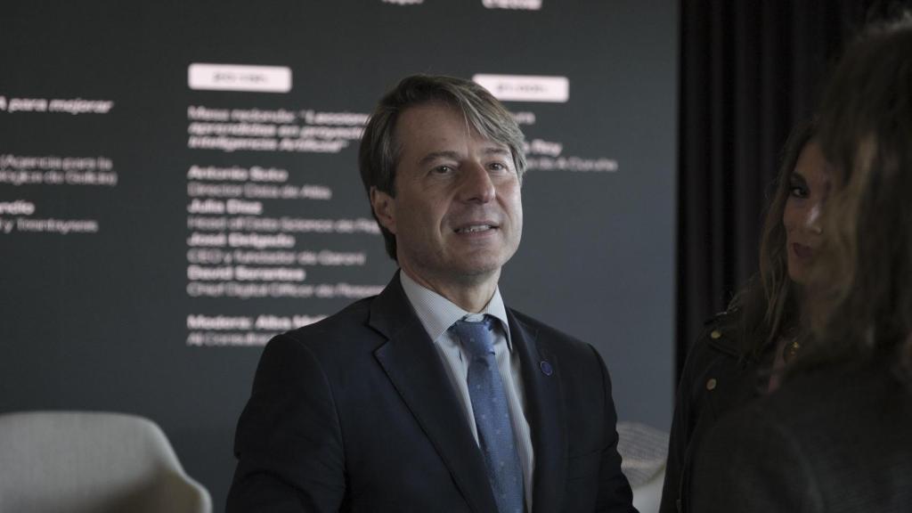 El conselleiro Miguel Corgos en el III Foro Empresa e Inteligencia Artificial Quincemil.