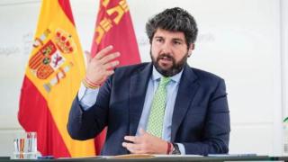 El presidente de la Región de Murcia, Fernando López Miras, en una entrevista con EL ESPAÑOL.