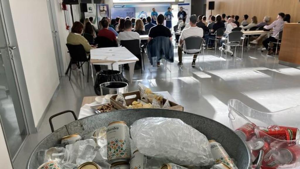 Una imagen de archivo de un evento de la comunidad AiBirras.