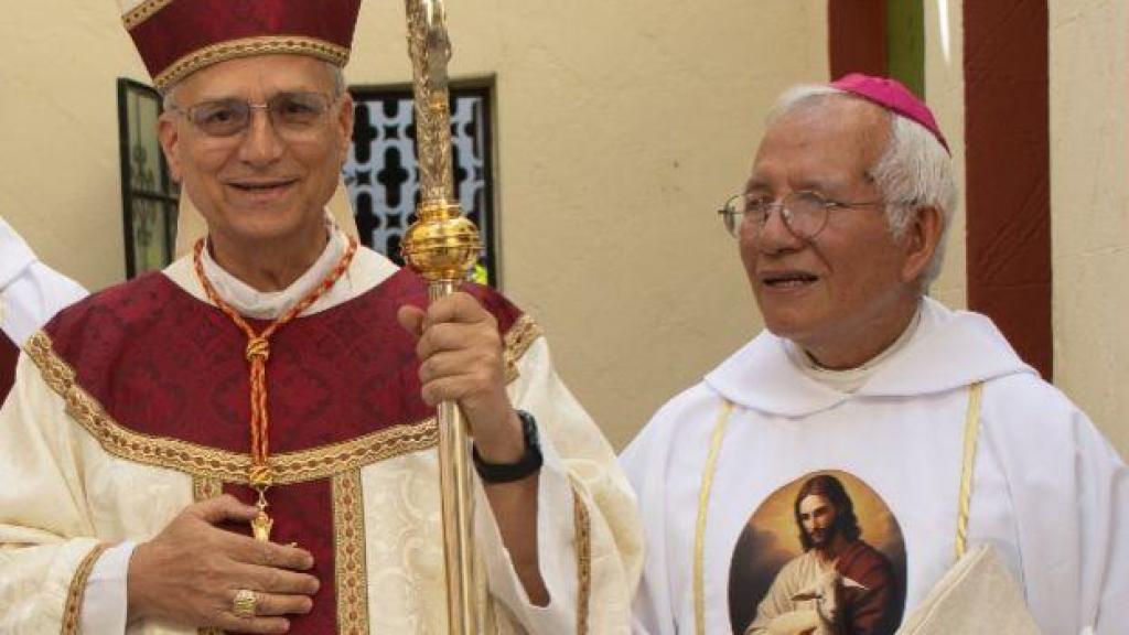 El actual obispo con Robert Francis Prevost, el Papa León XIV.