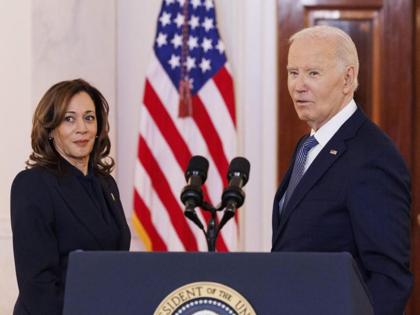 Joe Biden y Kamala Harris juntos en la Casa Blanca.