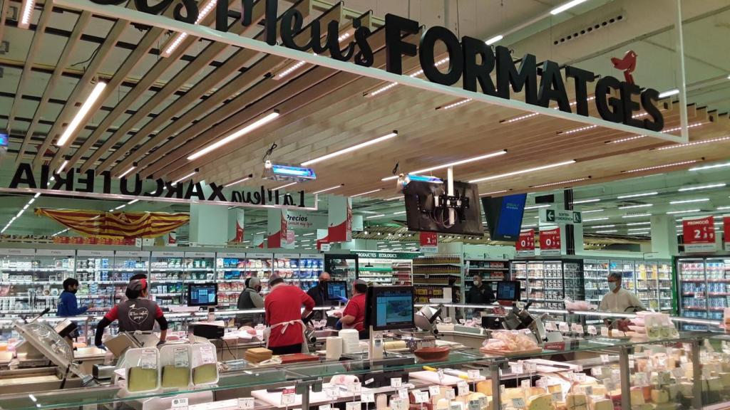 El interior de uno de los supermercados de Alcampo