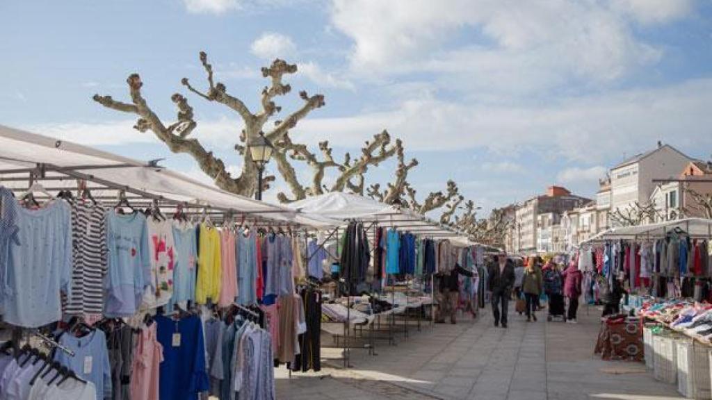mercadillo en Cangas