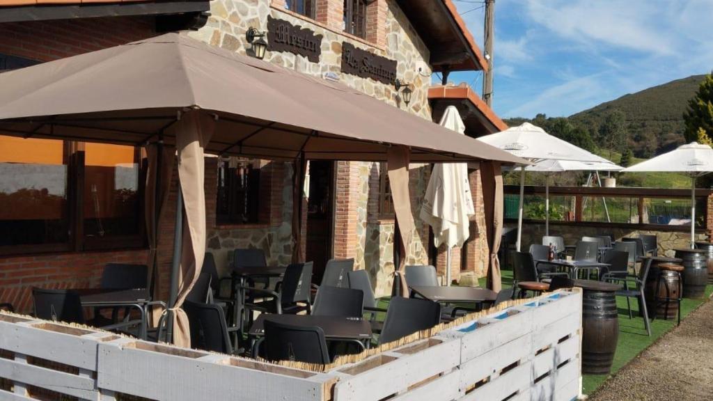 El restaurante escondido entre prados cántabros donde comer carne de primera a muy buen precio