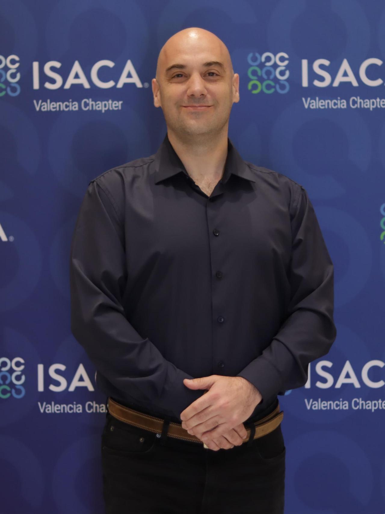 Claudio Caracciolo, coordinador general para LATAM del Centro de Ciberseguridad Industrial durante el congreso de ISACA VAlencia.