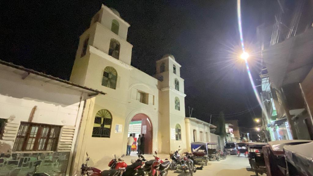 Parroquia-iglesia de San José Obrero, en Chulucanas, donde vivió el Papa León XIV en 1985 durante su primera misión apostólica en Perú.