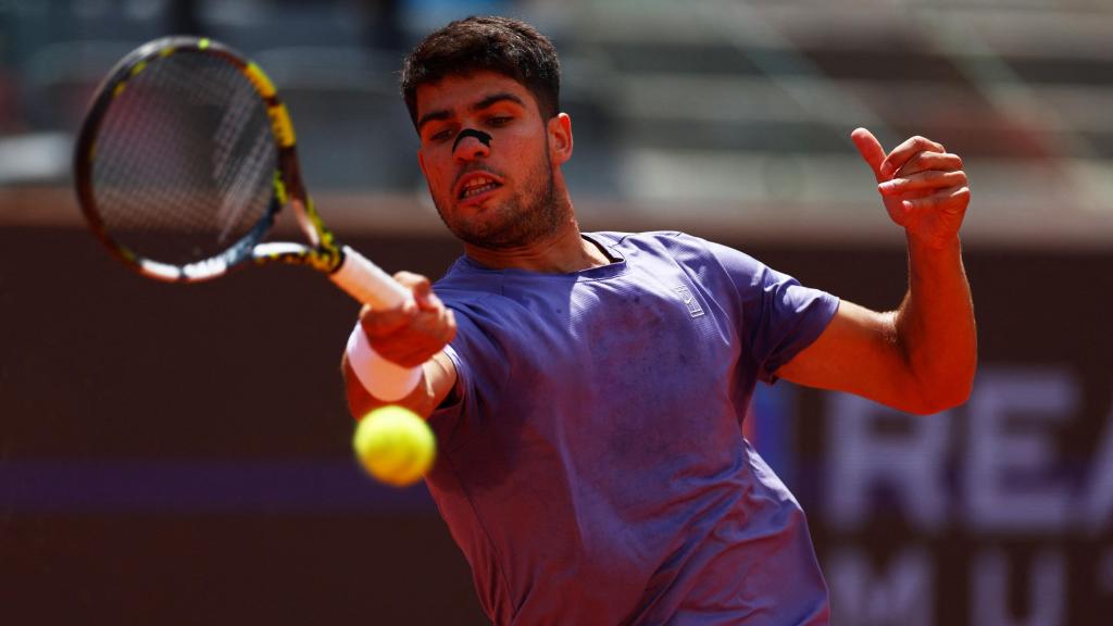 Alcaraz, durante el partido contra Lajovic en el Masters 1.000 de Roma.
