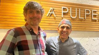 Paco y Javier, dueños de El Rompeolas y la Pulpeira del Rompeolas