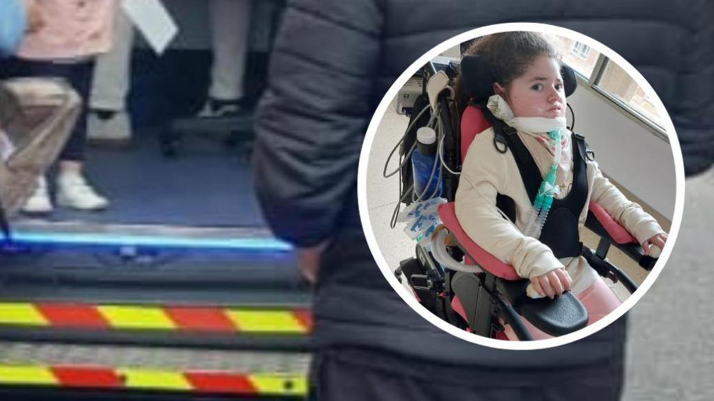 Leyla no pudo renovar su DNI el pasado lunes debido a que la Policía había retirado la rampa accesible al furgón.