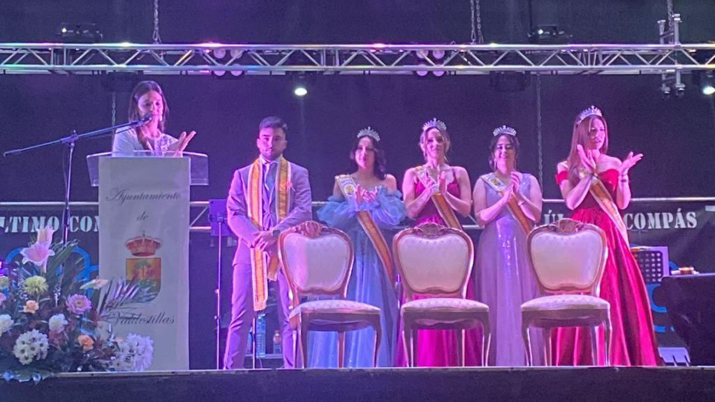 Damas, Reinas y Rey en el pregón de 2025