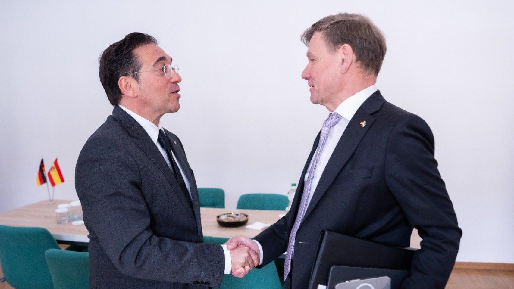 José Manuel Albares y Johann Wadephul, ministros de Exteriores de España y Alemania, reunidos este viernes en Kiev.