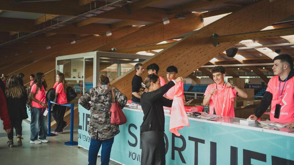 La Feria de la Corredora tiene lugar en el Polideportivo Gallur.