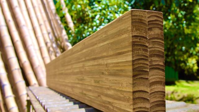 Una viga RadLam de bambú estructural