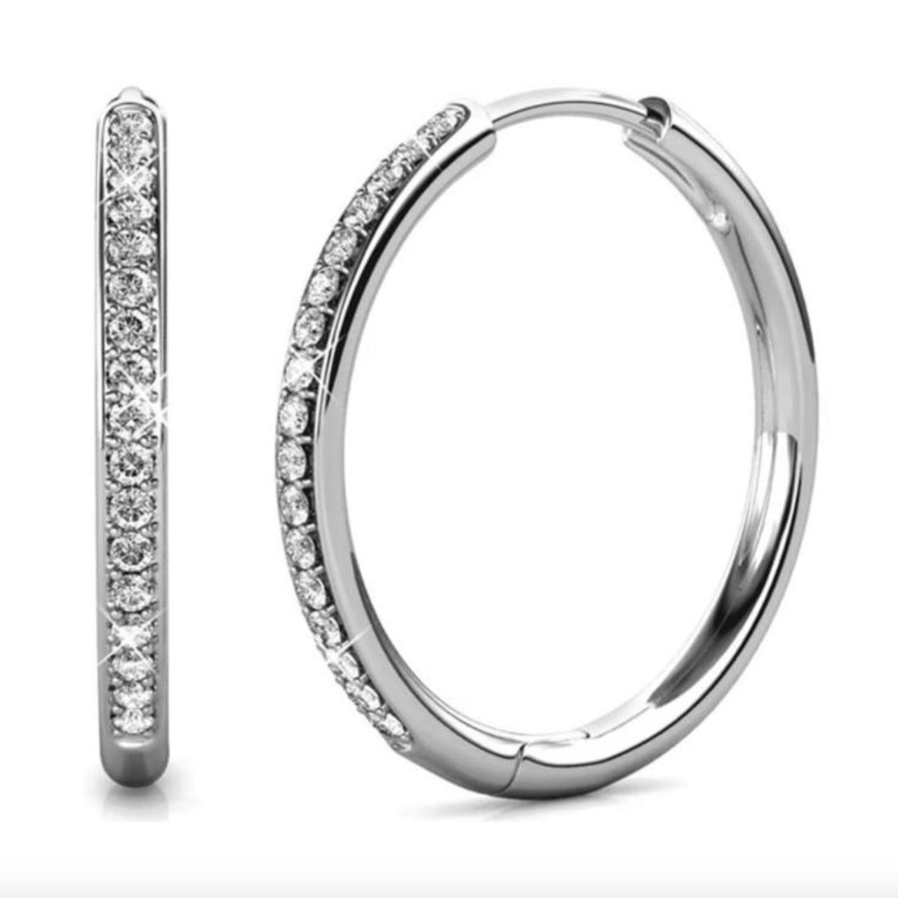 Estos aretes cuentan con decenas de reseñas positivas.