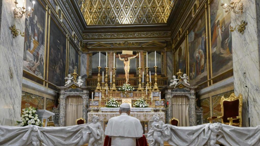 El papa León XIV este sábado en el santuario agustino de la Virgen del Buen Consejo en Genazzano.