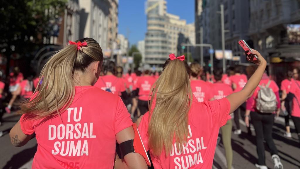 La Carrera de la Mujer Central Lechera Asturiana inunda Madrid con su 'Marea Rosa'