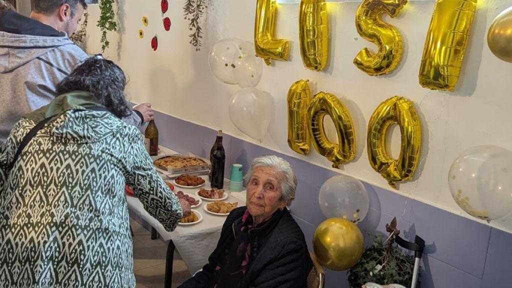Lisinia cumpliendo 100 años