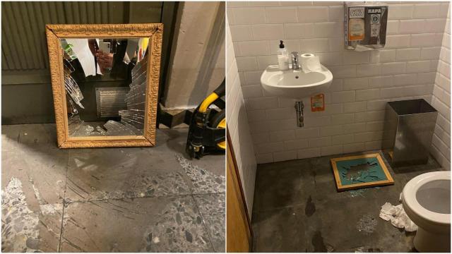 Destrozos en el bar de La Urbana en A Coruña