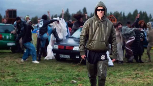 Foto promocional de Sen Senra para su proyecto PO2054AZ