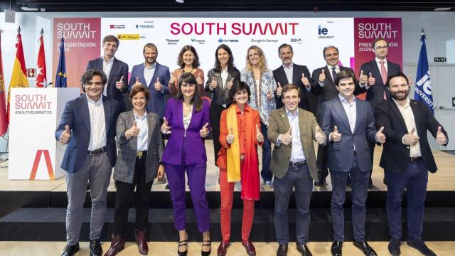 Responsables políticos y organizadores de South Summit 2025, en la reciente presentación del evento en Madrid.