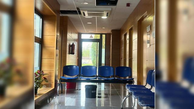 Las goteras del consultorio médico de Entrepinos