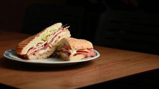 El campero de Burger Mi Barrio'.