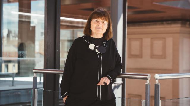 La artista multimedia bilbaína posa para Magas.