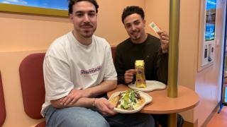 El kebab dos estrellas Michelin que puedes probar en mayo: la forma de comer el famoso plato de dos chefs sin gastarte 185€