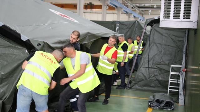 Hospital de campaña de Arpa para la atención de refugiados y afectados por la guerra de Ucrania