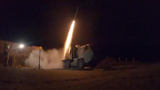 Un Raven en una prueba con fuego real