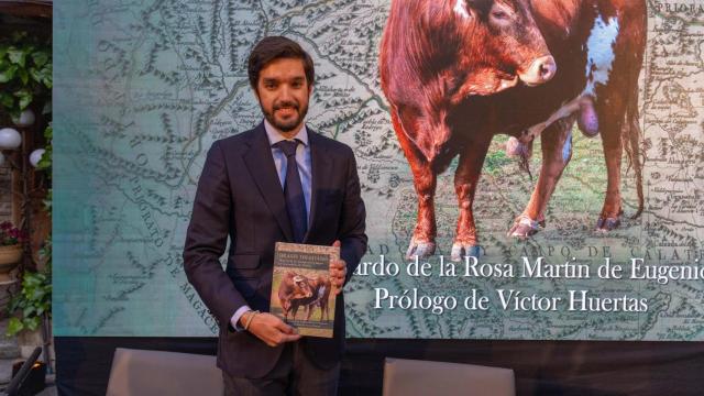 Eduardo de la Rosa presenta Bravo Toledano. Foto: Javier Longobardo.