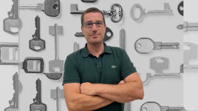 Daniel Mateo, el cerrajero de TikTok.