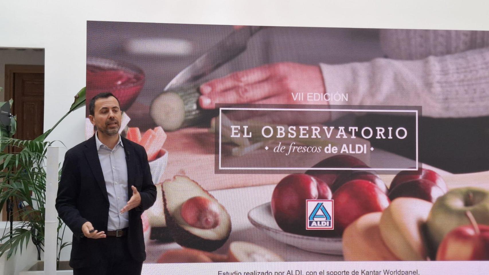 Hugo Liria, Marketing Research Business Partner de Aldi, durante la presentación del Observatorio de frescos de Aldi en mayo de 2025.