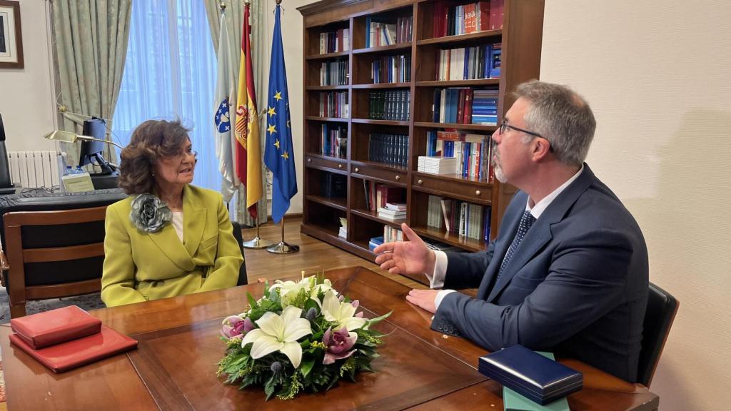 Carmen Calvo y Andrés Lago.