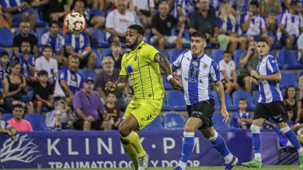 Imagen del partido entre ambos equipos en la primera vuelta.