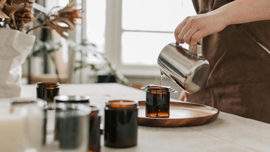 Taller de velas artesanales.