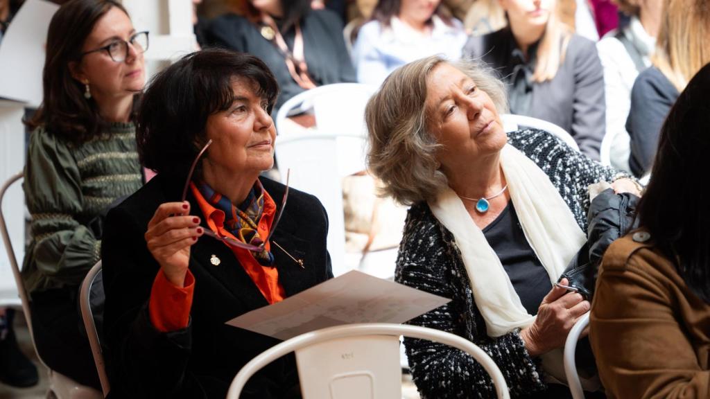 Miembros de la comunidad de Magas en 'Villa Clarel'