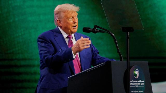 El presidente de Estados Unidos, Donald Trump, interviene en el Foro de Inversión Arabia Saudí-Estados Unidos en Riad.