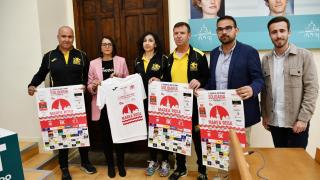 Presentación de la 'marea rosa' en la Diputación de Toledo.