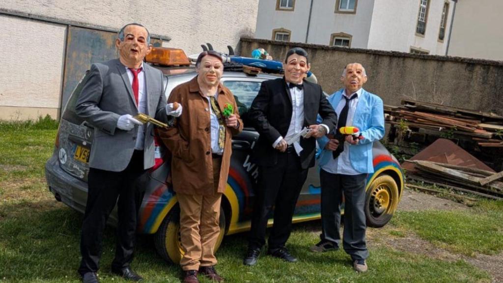 Participantes a su llegada a Benidorm.