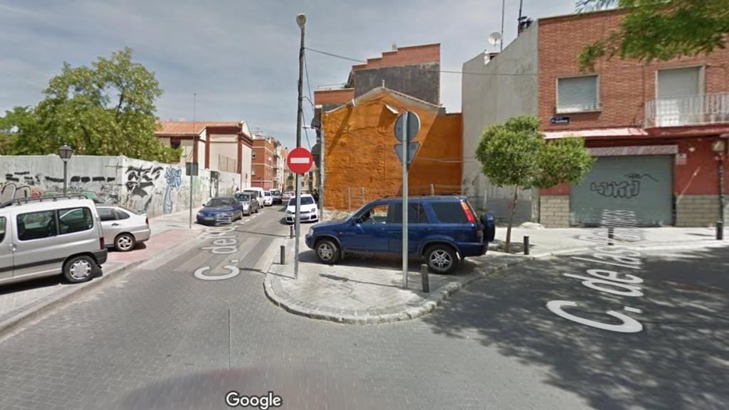 La intersección entre las calles Corral de Cantos y calle de las Palomeras, en el barrio de San Diego, donde ocurrió el machetazo.